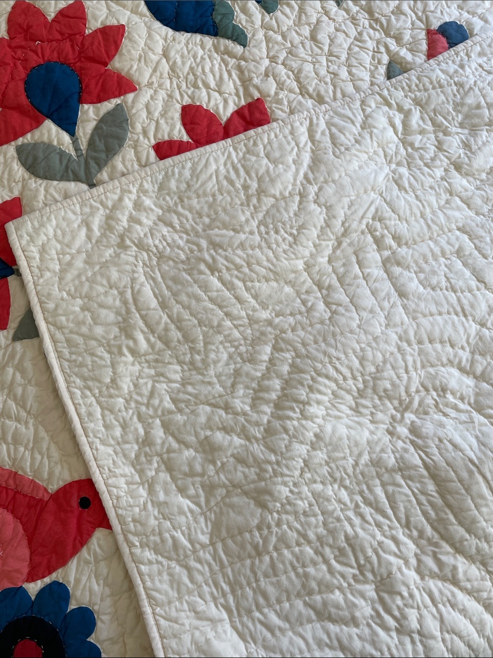 Plow & Hearth Ansley Folk Art Queen Quilt Cream Cotton Bird Flower Dutch Bed Set - Picture 9 of 9